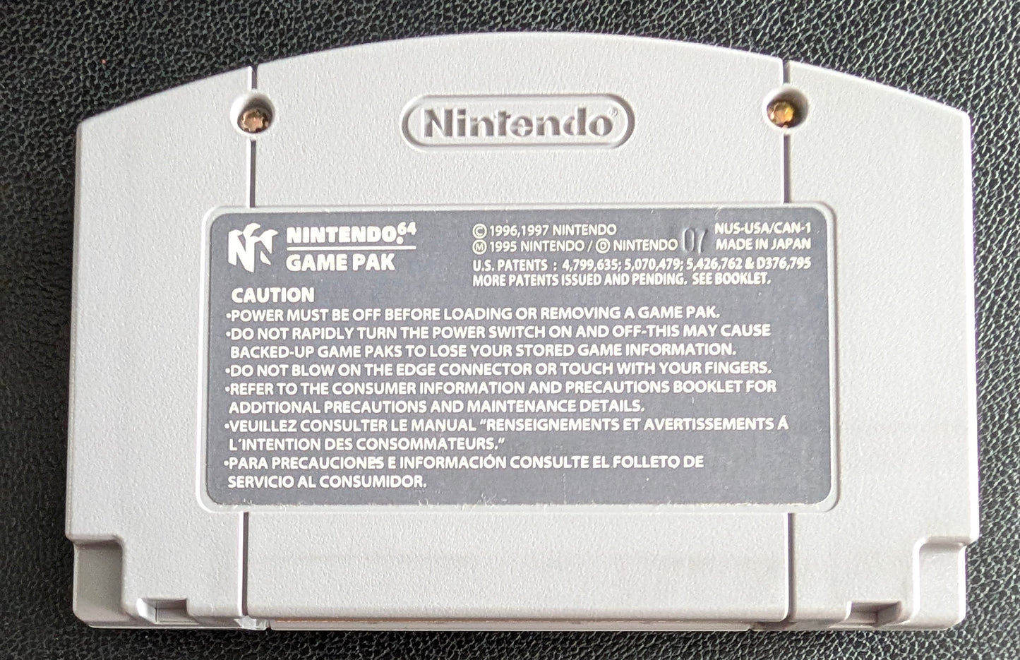 Madden NFL 2000 Nintendo 64 (N64) – Complete in Box (CIB) with Manual & Protector – Excellent Condition