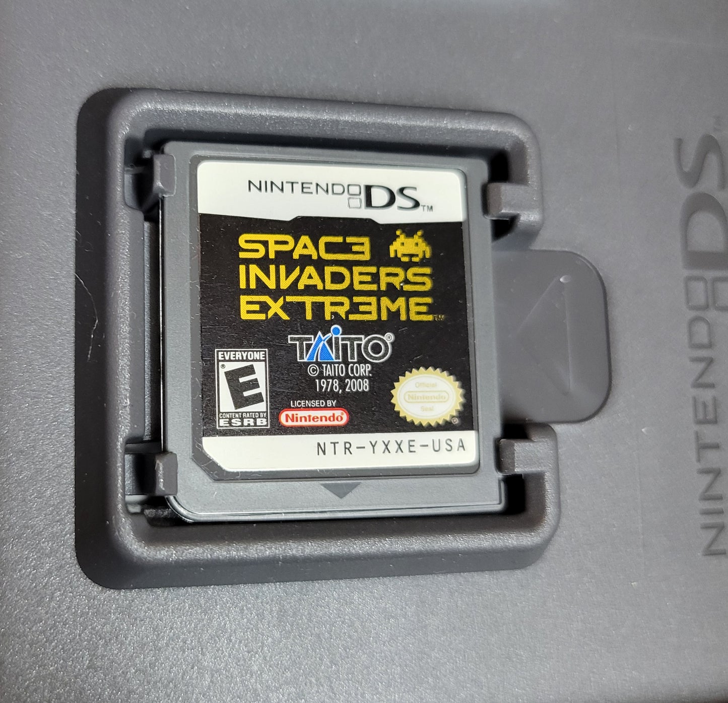 Authentic Space Invaders Extreme - CIB Nintendo DS (2008) - MINT