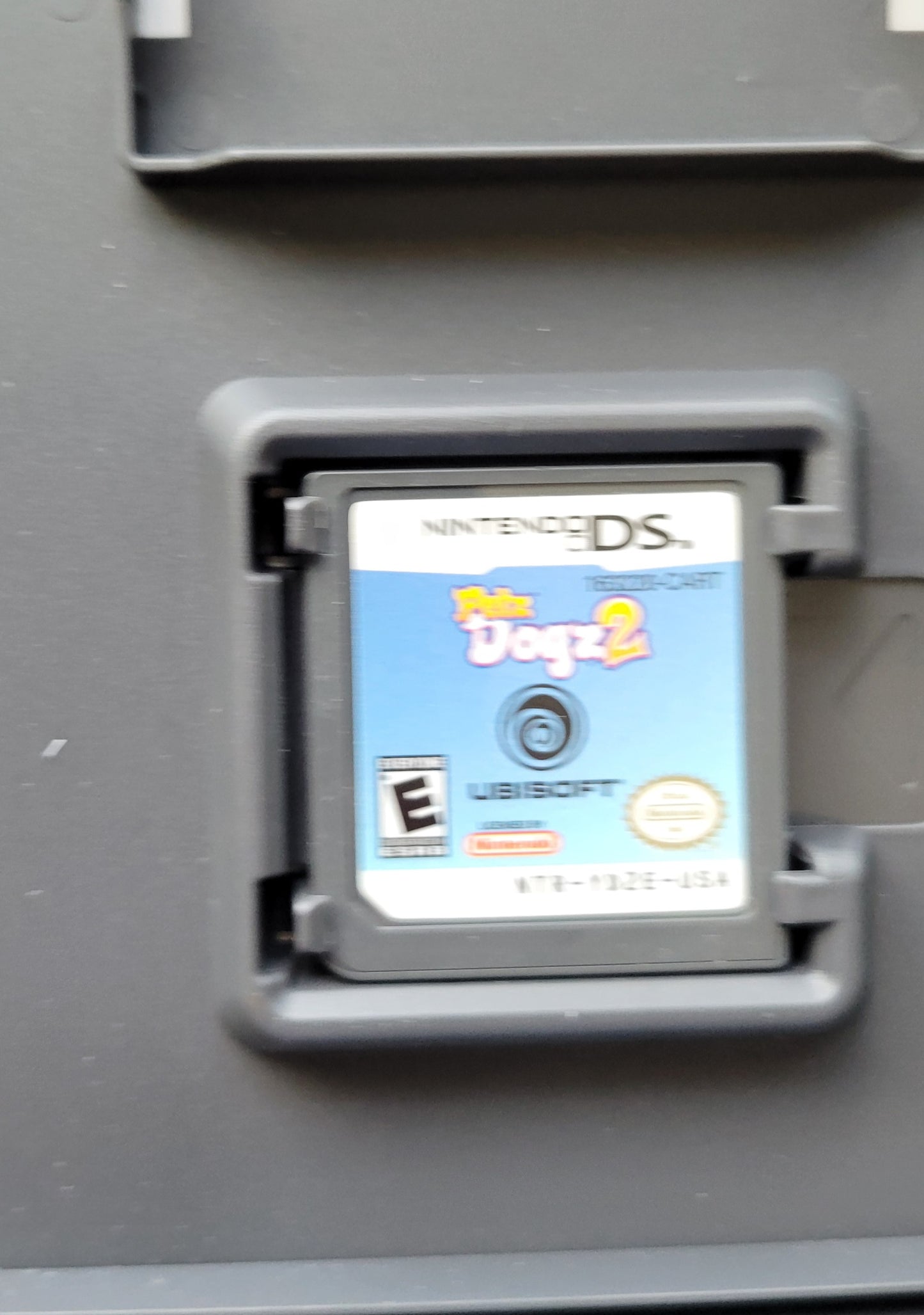 Petz Dogz - Nintendo DS 2005 - Handheld Console NTSC Cartridge Only Tested & Working