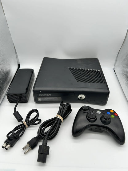 320GB Black Xbox 360 S Model 1439 Bundle + 1 Game + 1 Controller LIKE NEW