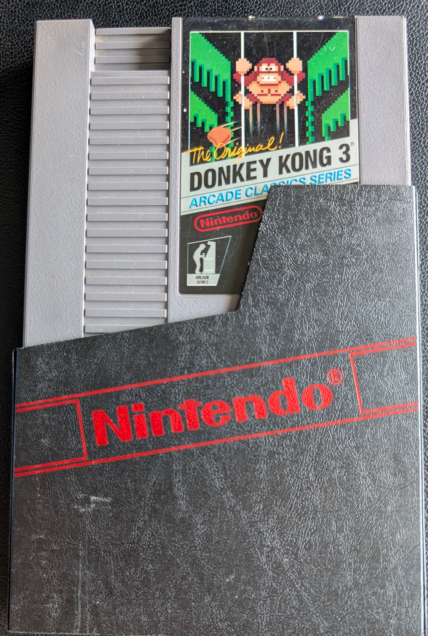 Donkey Kong 3 + BOX - 1986 Nintendo NES | Tested | Protection Sleeve