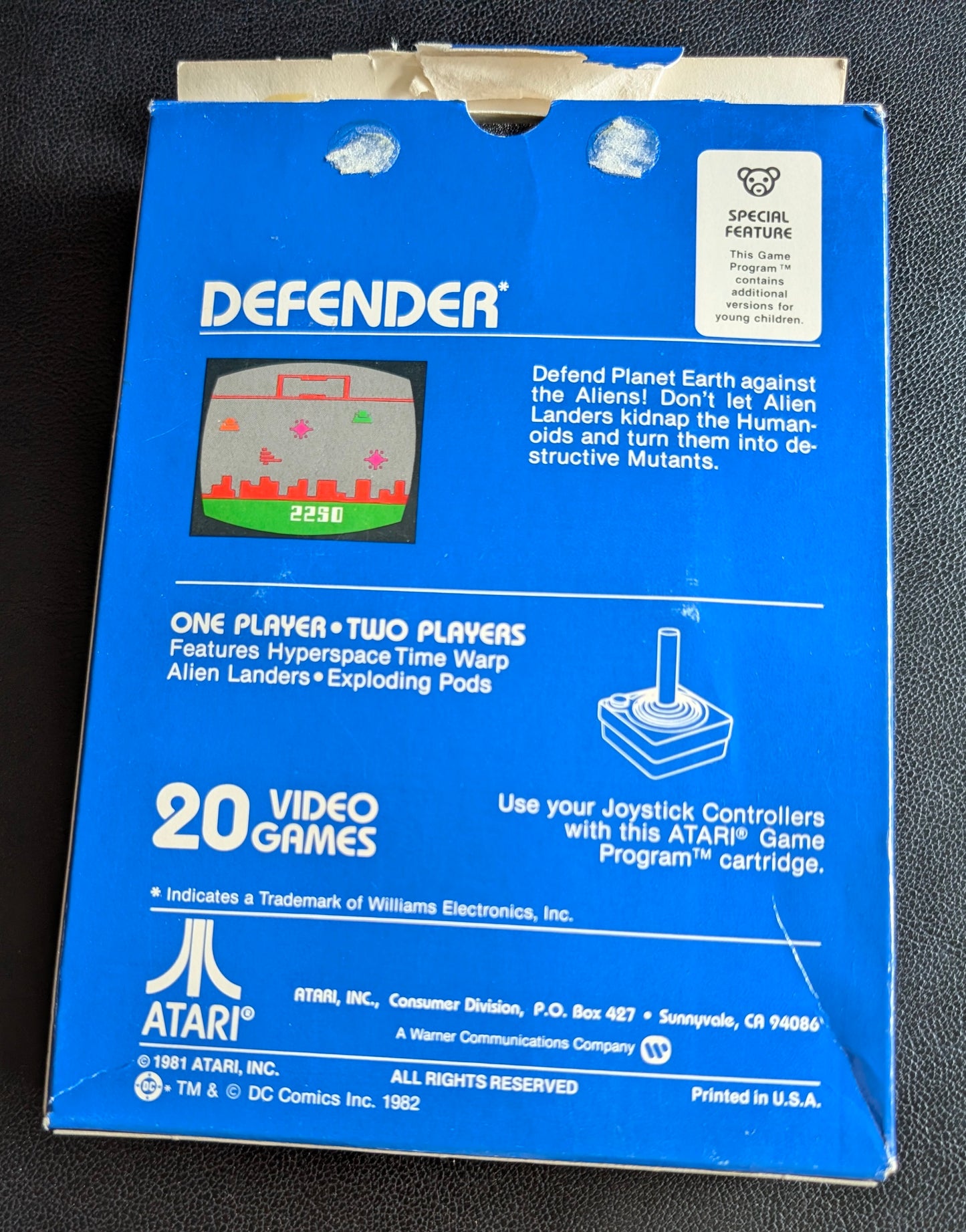 Defender (Atari 2600) 1982 | COMPLETE | Black Label Cartridge + Manual / 1st Edition Comic Book!