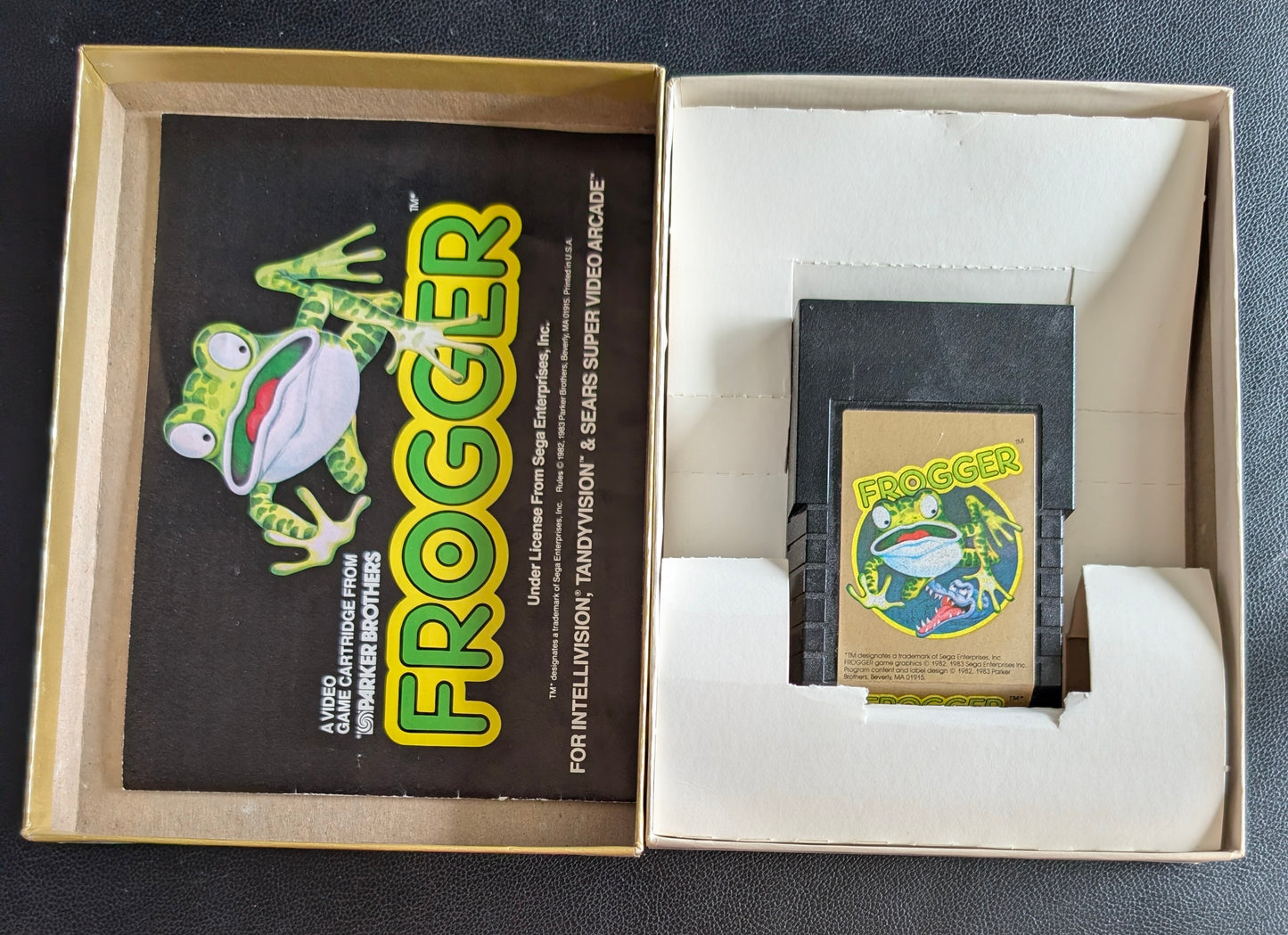 Frogger (Intellivision)(VG) 1983 | Parker Brothers | Complete Video Game + Original Inlay