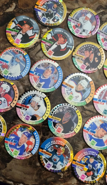 ULTRA RARE 1st EDITION BIG NAMES ORIGINAL MILK CAP POGS SET OF 25 GRETZKY ALL STARS