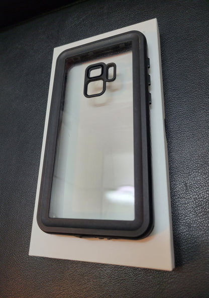 Samsung Galaxy S9 - Immaculate Condition -Minor Surface Cracks (Easily Fixed) Includes Charging Cord & Like-New OtterBox Case