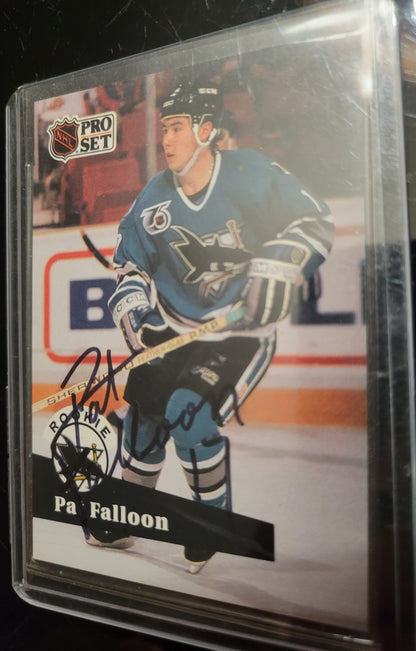 SIGNED ROOKIE PAT FALOON 1990 Edmonton Oilers Pro-Set NHL Hockey Card Great Shape Soft + Top Loader Since New Smoke Pet Free Home Great Collector's