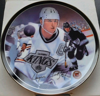 95 WAYNE GRETZKY Limited Edition Signed Porcelain Plate COMPLETE IN BOX + INSERT