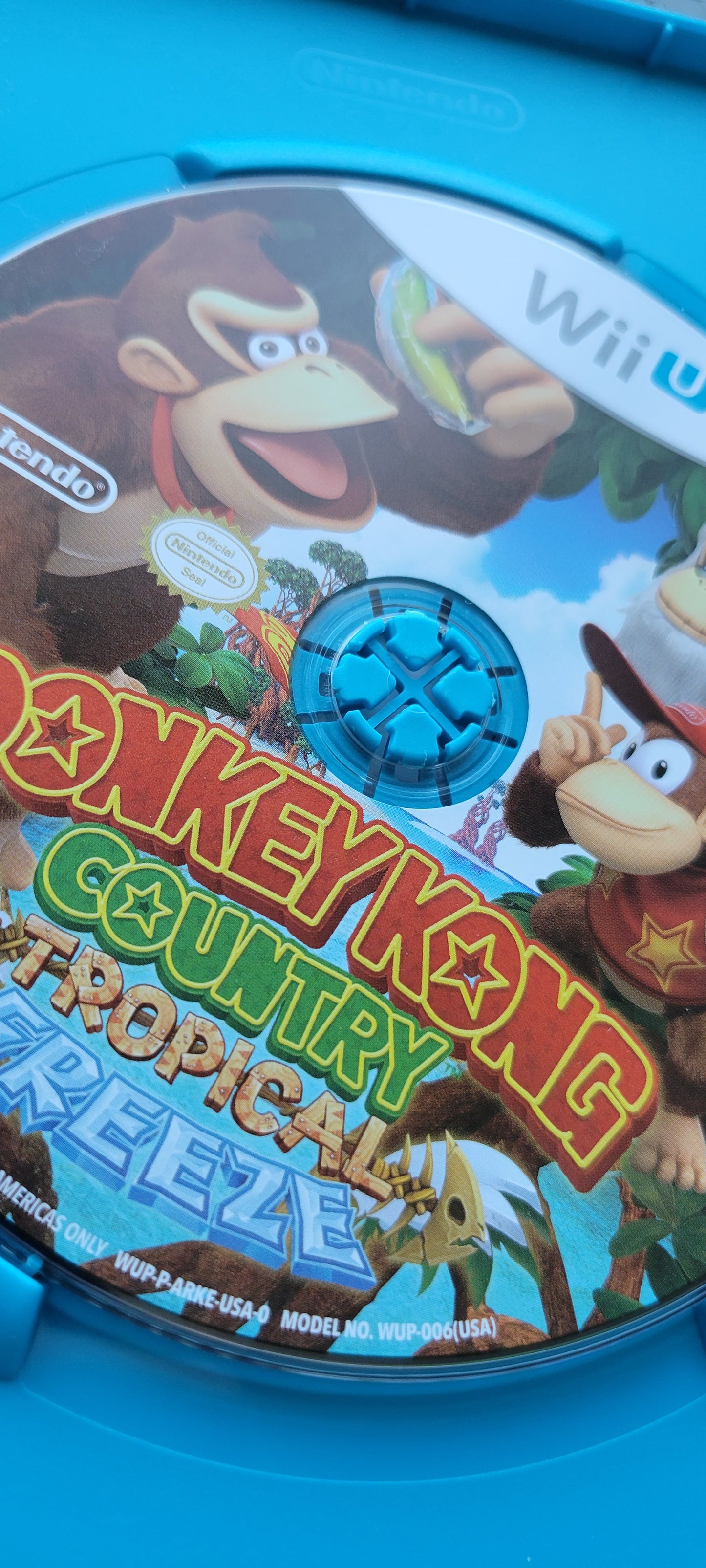 Donkey Kong Country: Tropical Freeze - Nintendo - 2014 Wii U - Entertainment System CIB Clean Disc Tested & Working