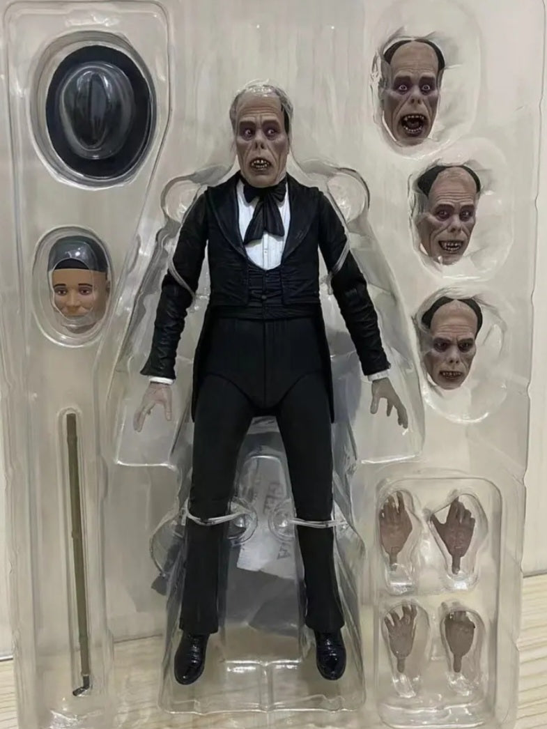 1/12 H.G. Wells Fantastic Sensation: The Invisible Man 7" NECA Ultra Detail PVC Action Figure Multiple Accessories + HEADS + Hands