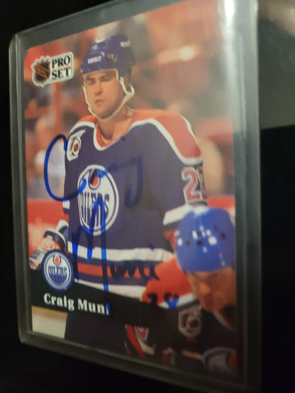 One Of A Kind SIGNED CRAIG MUNI 1990 Edmonton Oilers 3 Time Stanley Cup Champion Pro-Set NHL Hockey Card Great Shape Soft + Top Loader Since New Smoke Pet Free Home Great Collector's Piece