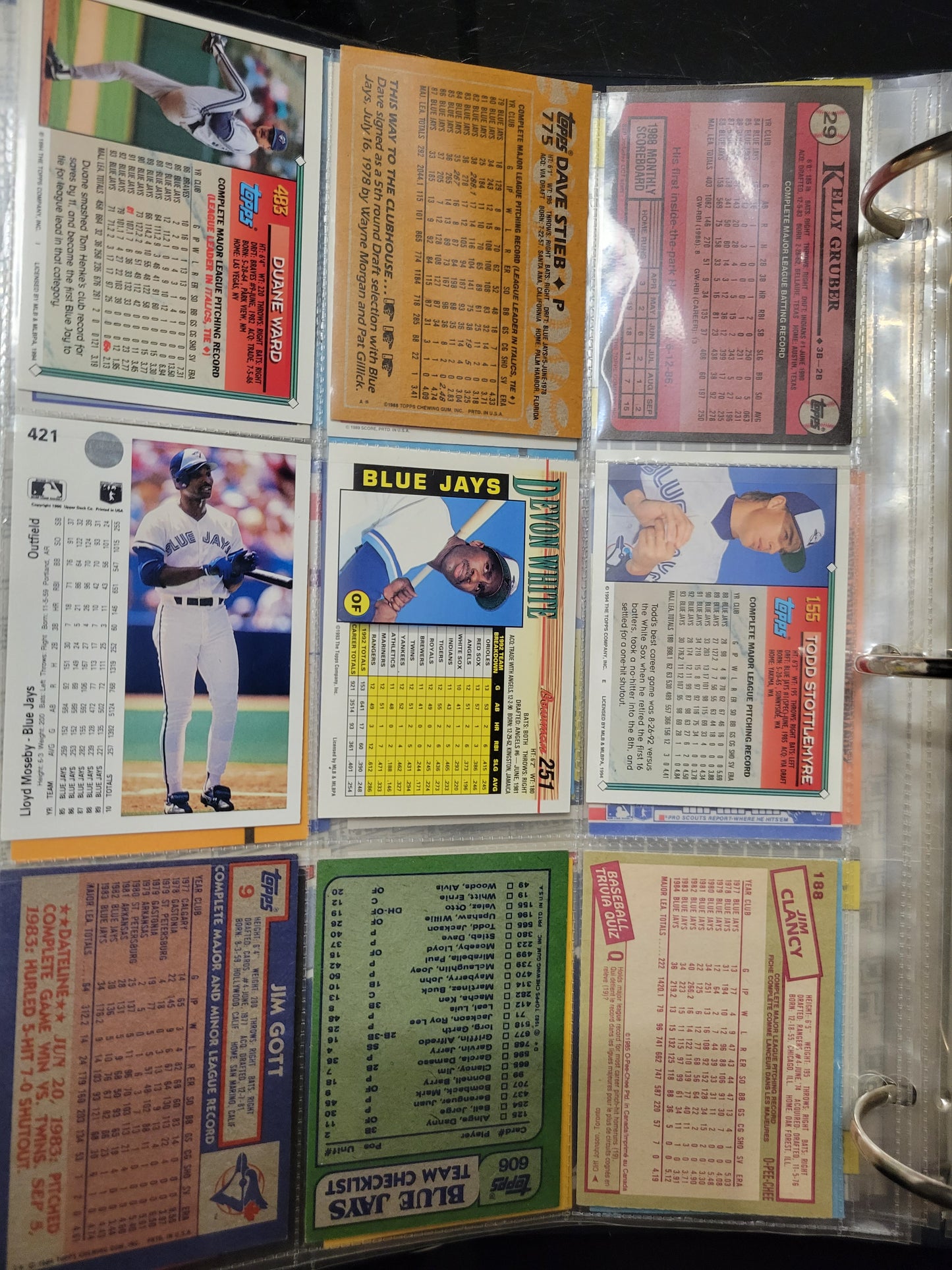 Lot Of 9 Near Mint Condition 1990's MLB BASEBALL Cards Check Out Photos!