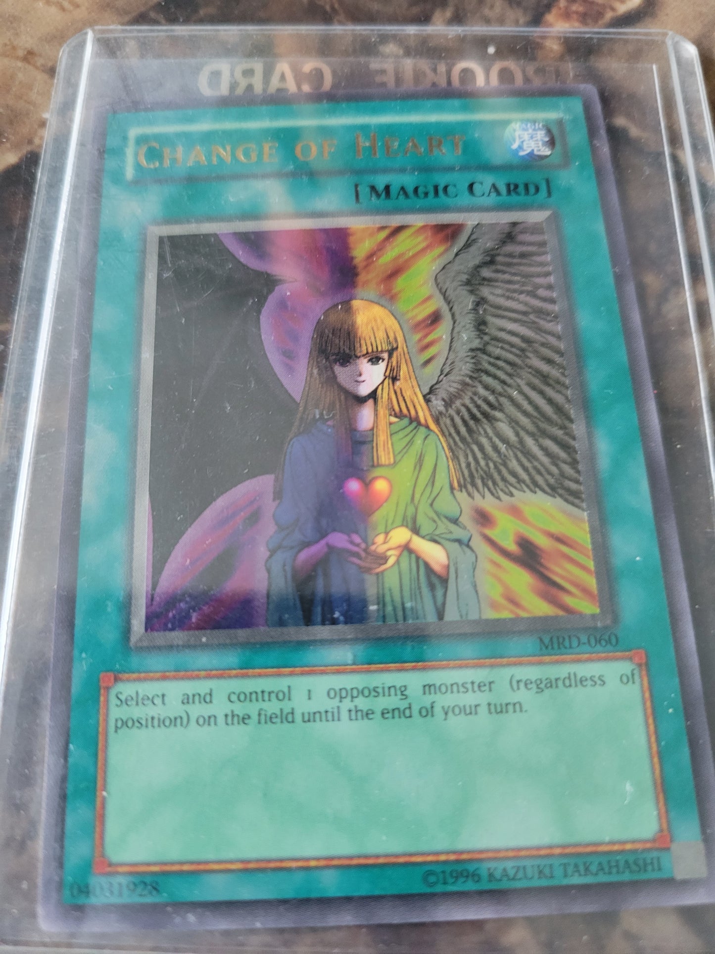 Authentic 1999 Edition MRD-060 "CHANGE OF HEART" Yugioh Card Ultra Rare Holographic Limited Edition Near Mint Plastic Sleeve Since New