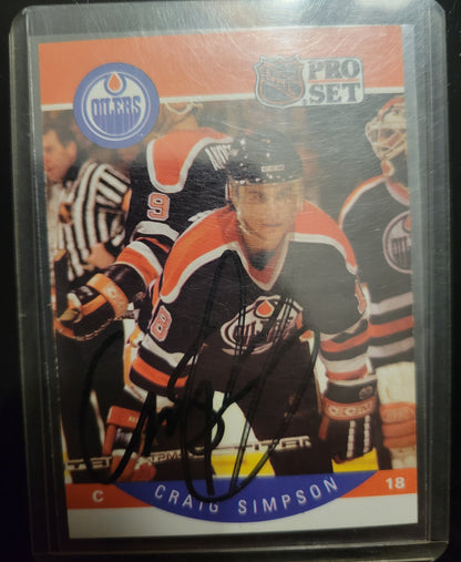 One Of A Kind SIGNED CRAIG SIMPSON 1990 Edmonton Oilers Pro-Set NHL Hockey Card Great Shape Soft + Top Loader Since New Smoke Pet Free Home Great Collector's Piece