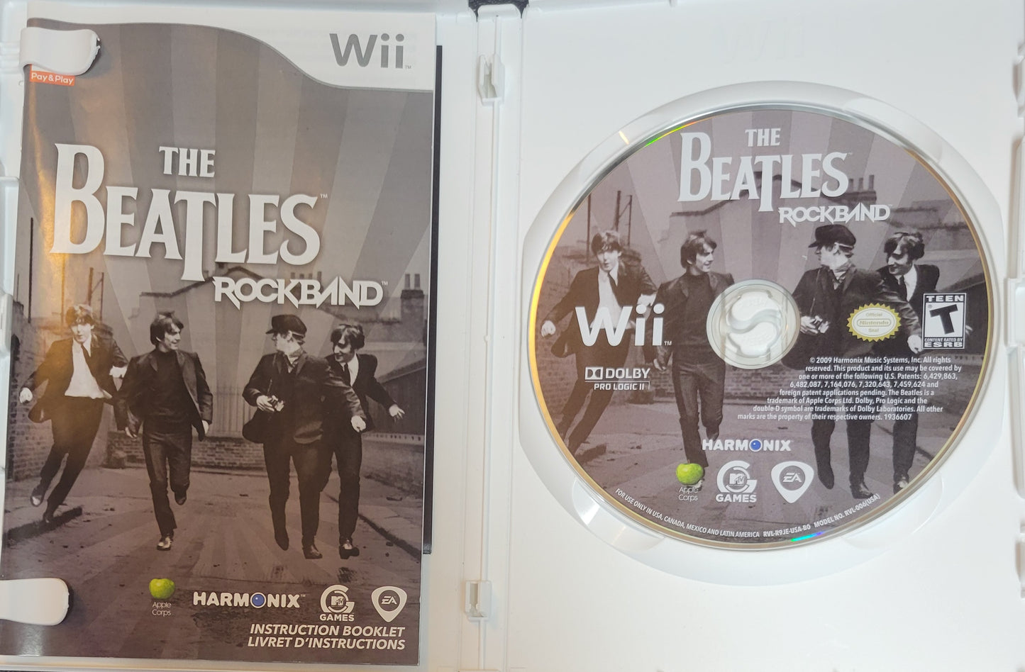 The Beatles: Rock Band – 2009 Nintendo Wii CIB Re-Sealed Like New