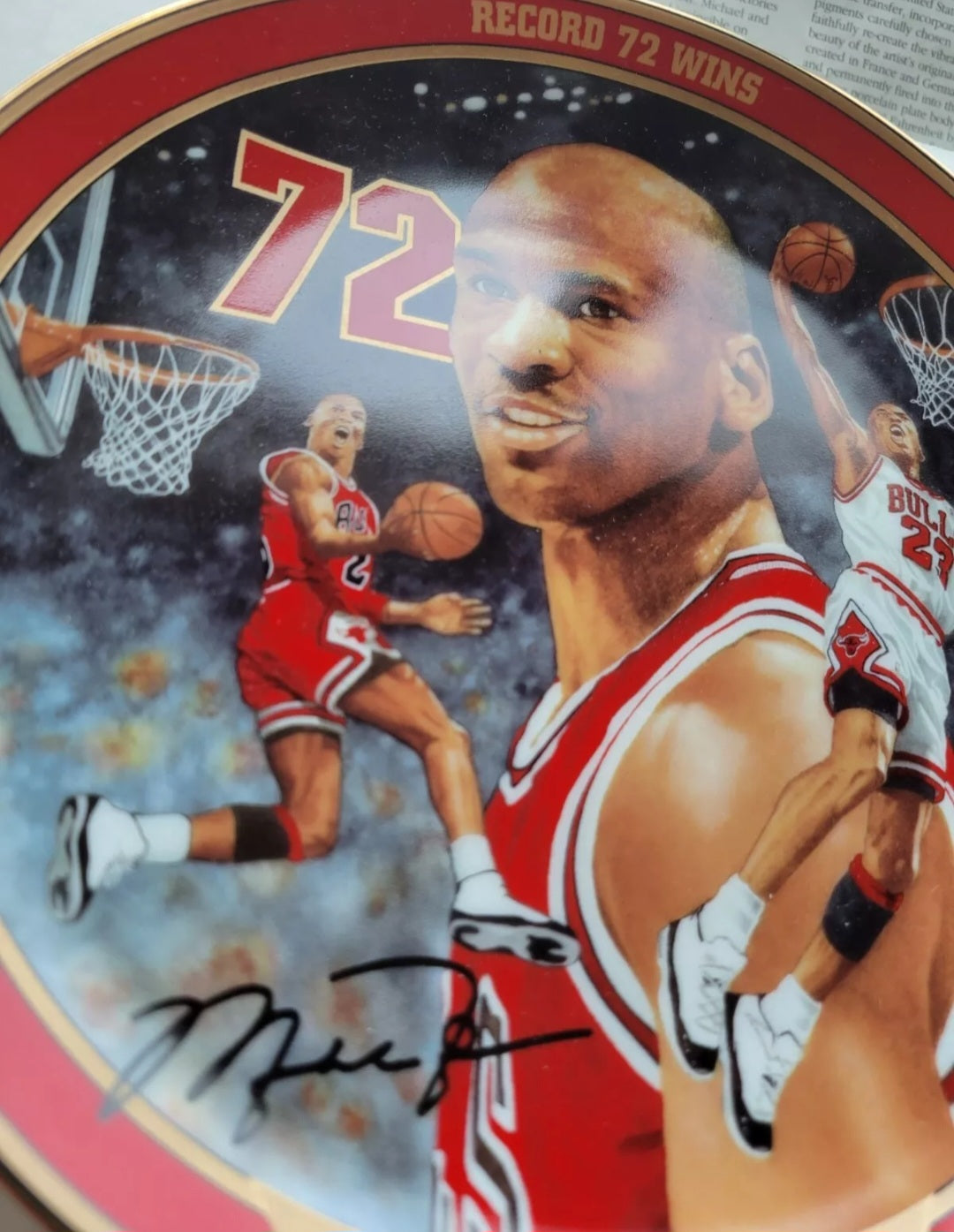 96 MICHAEL JORDAN Limited Edition Signed 72 Wins Porcelain Plate COMPLETE IN BOX