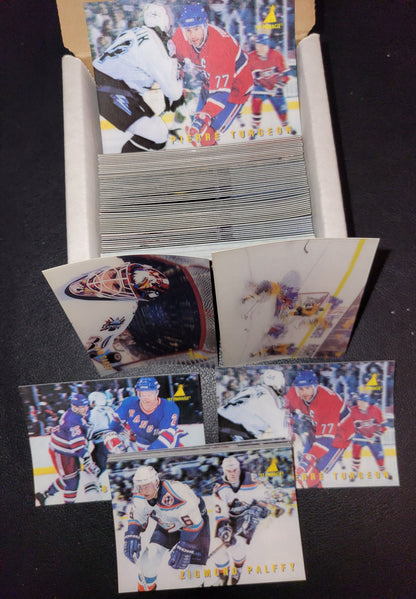 97 Pinnacle HOLOGRAPHIC Hockey Cards Unopened 15 Years 100 To 200 Cards In Mint Condition All Rarities Remain (If Any) Great Investment A+++