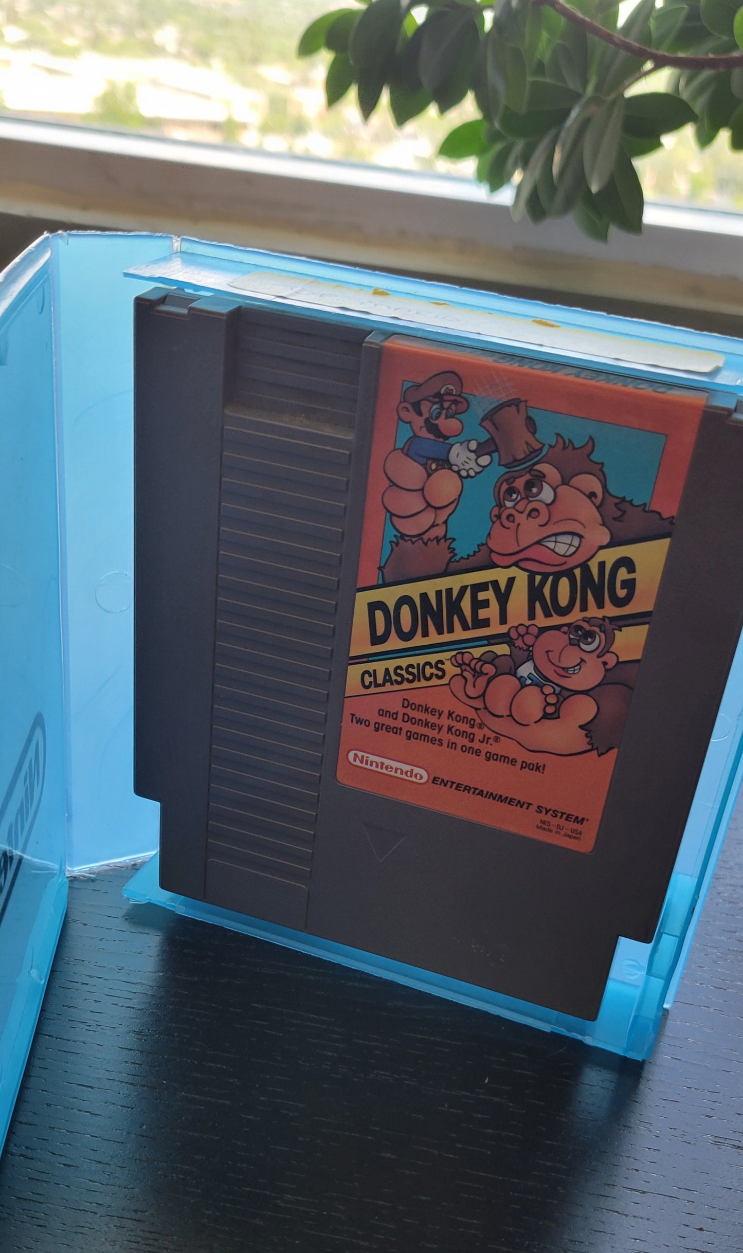 DONKEY KONG CLASSICS - Authentic NES (Nintendo Entertainment System 1985) 72 Pin 8 Bit Video Game Cartridge