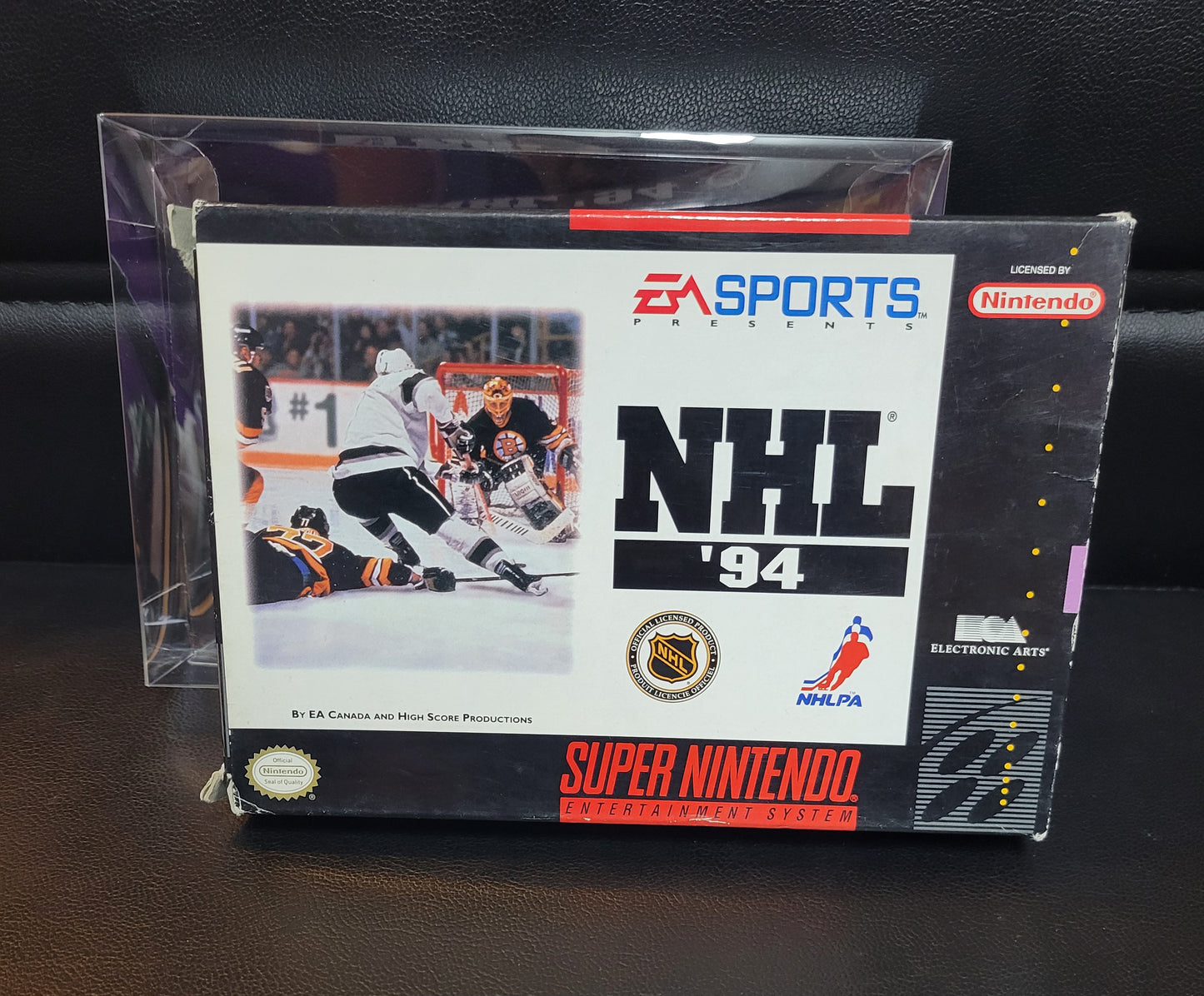 NHL 94' (SNES) - Super Nintendo Ent. 1994 IMMACULATE Condition - CWB Box + Manual + Protector