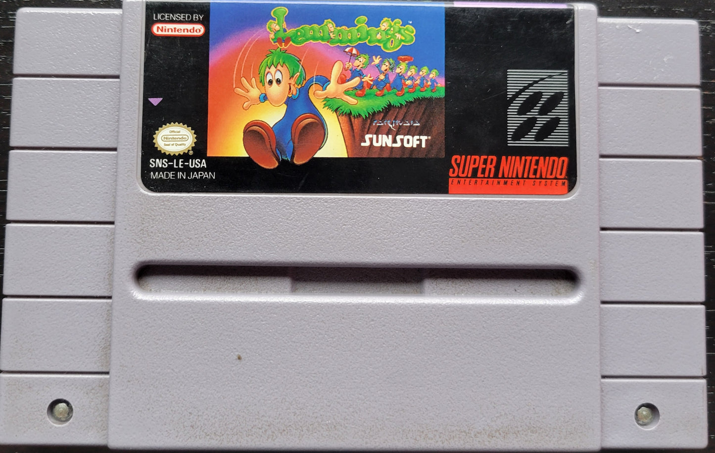 Authentic LEMMINGS - SNES - Super Nintendo Ent. System 1995 NTSC Cartridge + Protector MINT