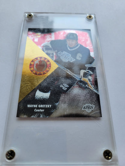 1995 Wayne Gretzky Pinnacle Border Battle NHL Hockey Card 2 Of 15 Great Condition Heavy Duty Screw Protection Included Smoke / Pet Free Home