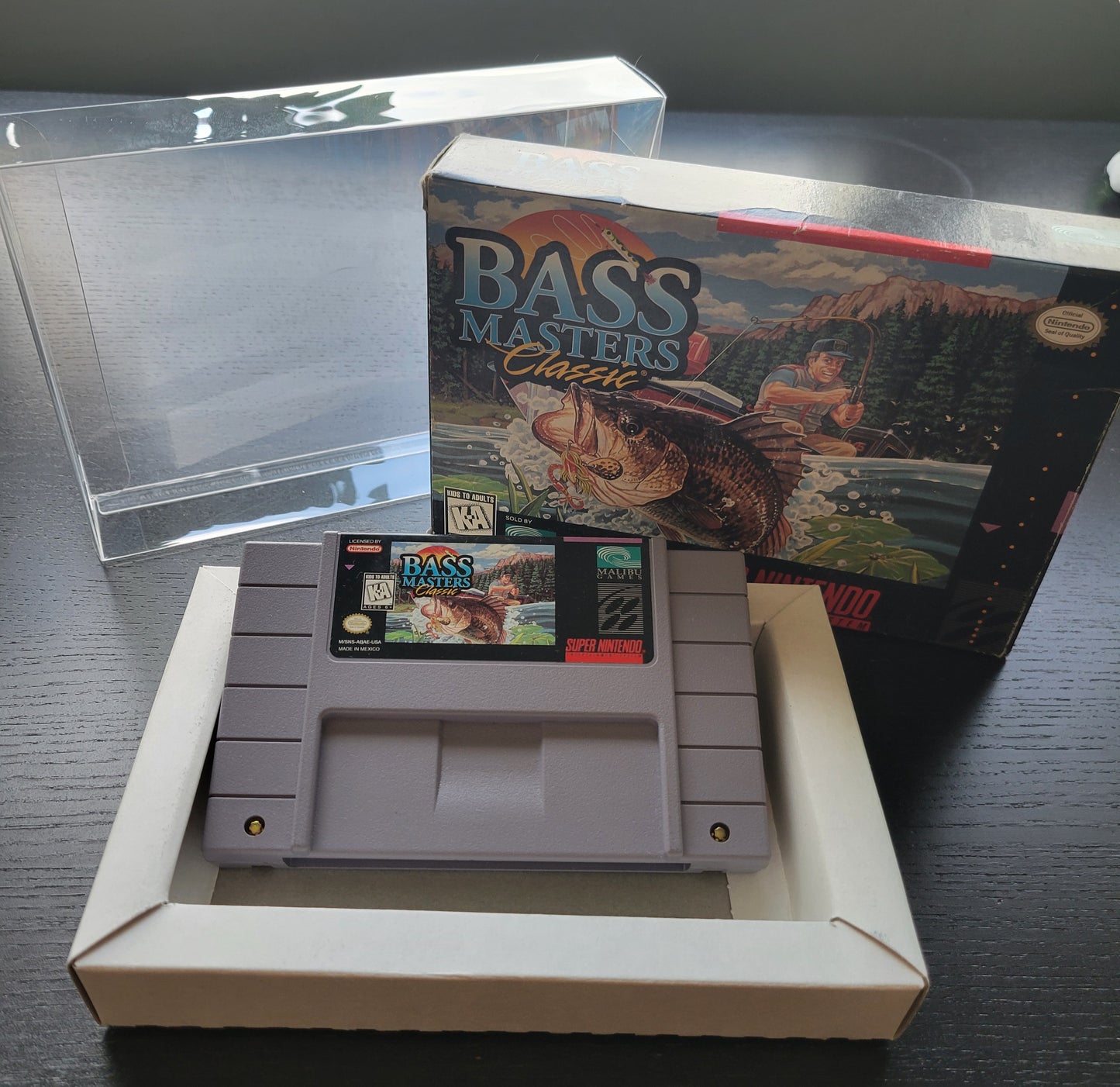 1995 BASS MASTERS CLASSIC CWB Complete With Box - SNES - Super Nintendo Ent. System NTSC Cartridge + Plastic Protector