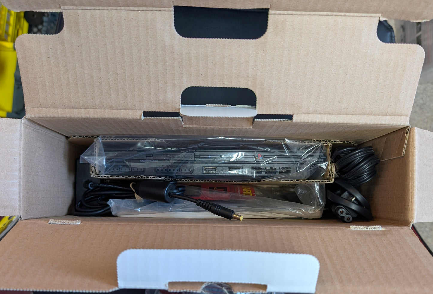 PlayStation 2 Slim Black Console Bundle (2004) - PS2 | CIB - SCPH-77001