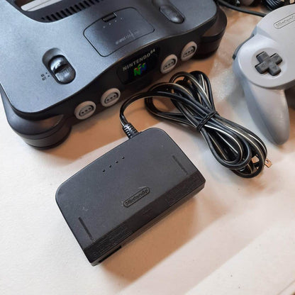 N64 (Nintendo 64) CONSOLE Lot + 1 Controllers & Hook Up Cords - 4 Variants