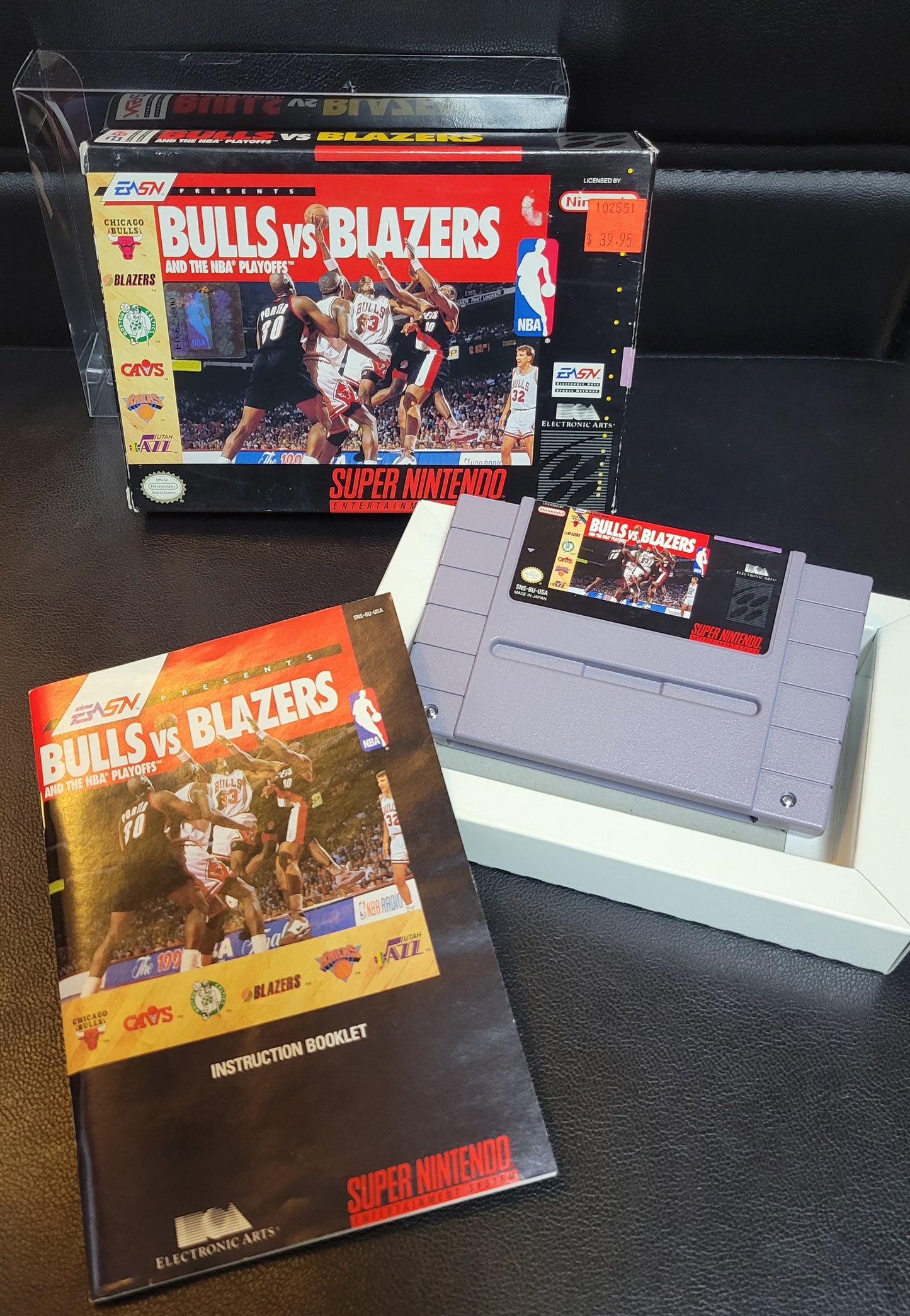 BULLS Vs Blazers (SNES) - Super Nintendo Ent. 1993 IMMACULATE Condition FACTORY PLASTIC - (CIB)