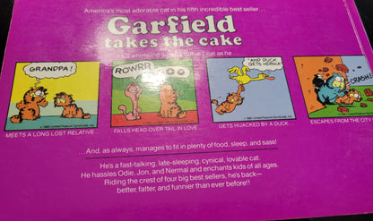 1st EDITION 1980s GARFIELD Book Club Edition: "Garfield Takes The Cake" 5th Softcover Book!