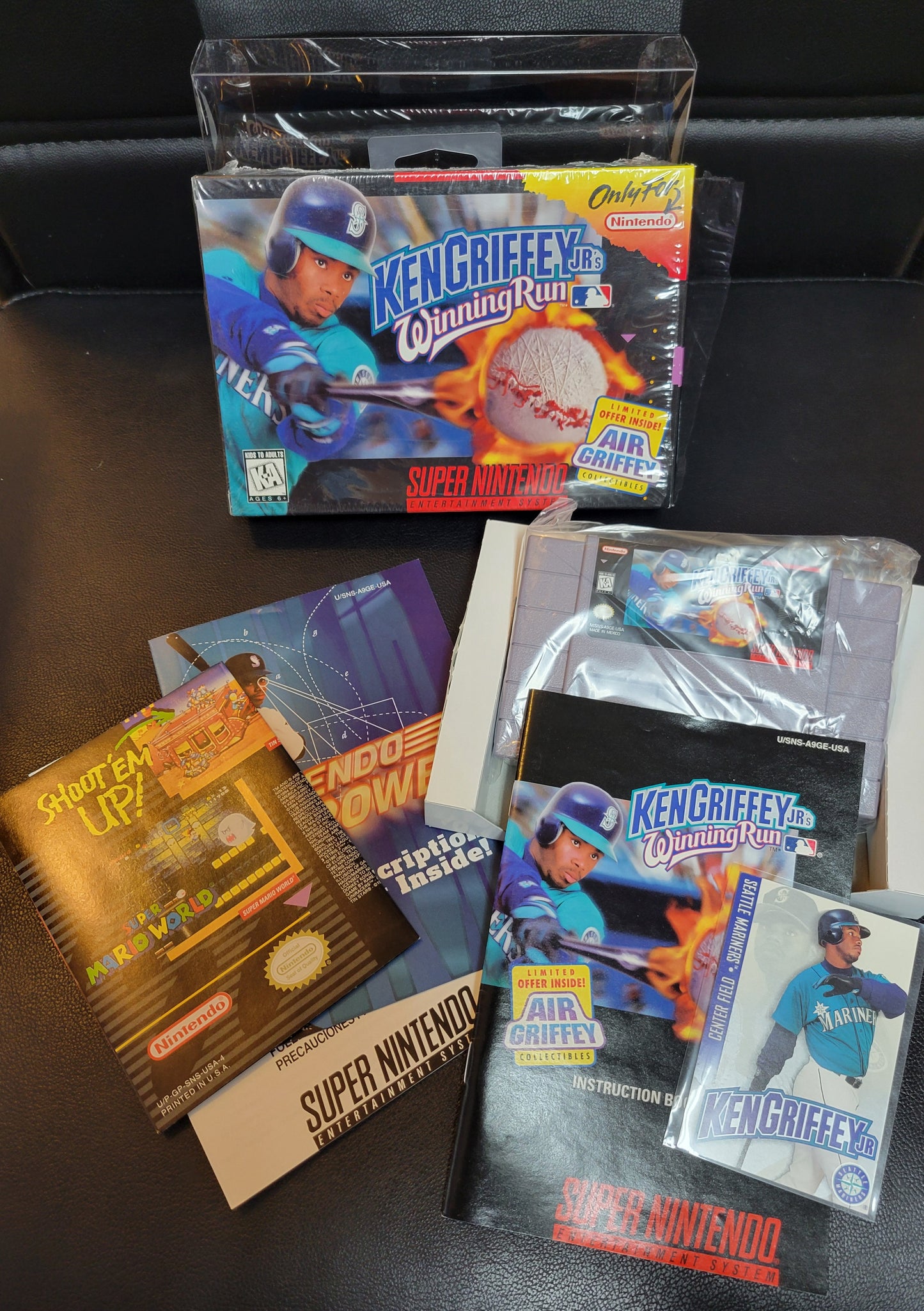 Ken Griffy Jr's Winning Run 1994 (SNES) FACTORY PLASTIC + HANG TAB (REAL CIB) - Pristine Condition - NTSC Cartridge + Protector