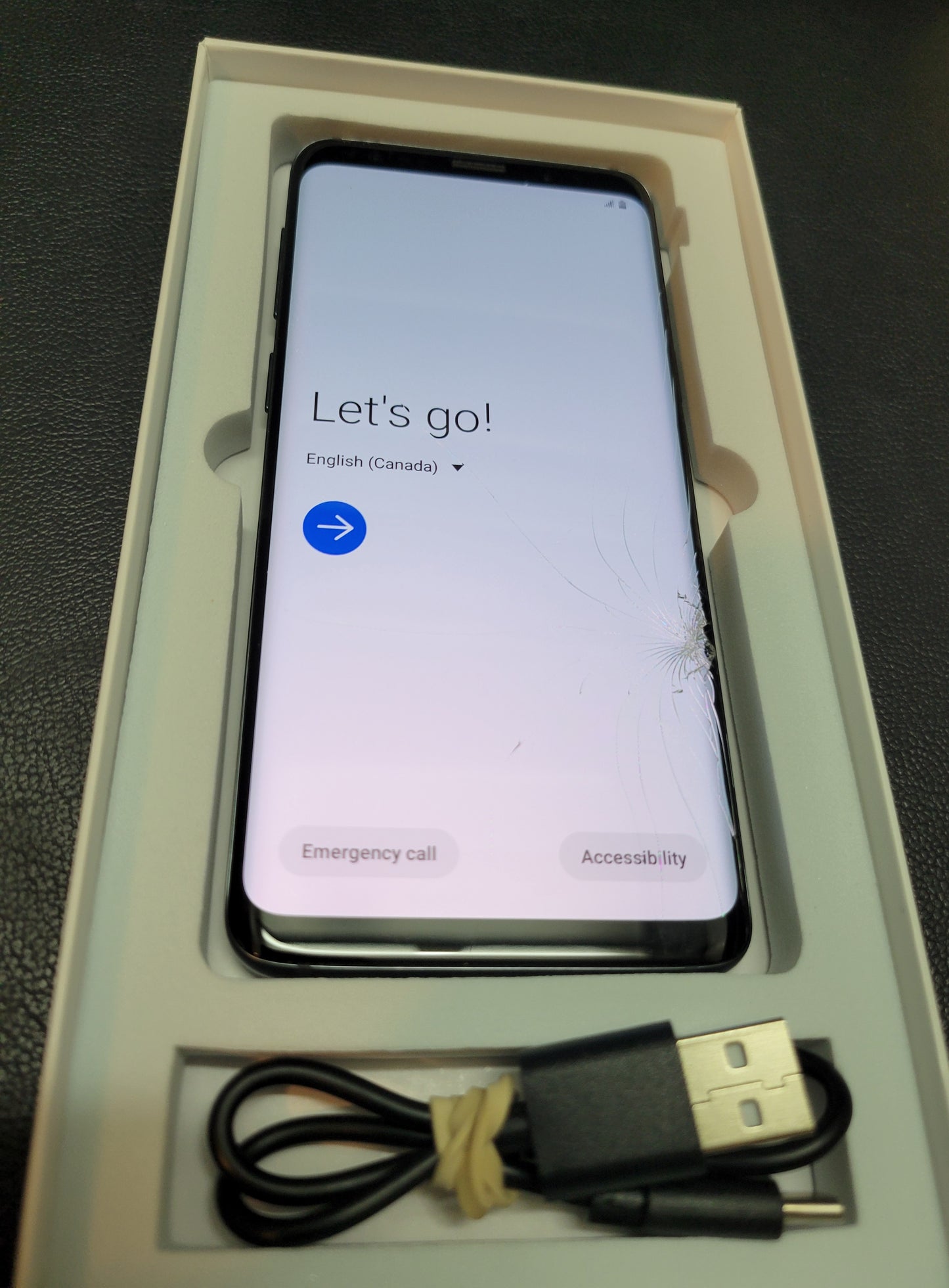 Samsung Galaxy S9 - Immaculate Condition -Minor Surface Cracks (Easily Fixed) Includes Charging Cord & Like-New OtterBox Case