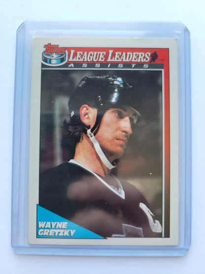 1990 91' Wayne Gretzky Topps League Leaders Assists # 221 NHL Hockey Card Great Condition Smoke / Pet Free Home Soft + Top Loader Included