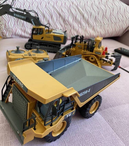 R.C. Remote Controlled HEAVY DUTY Excavator! Bulldozer! Dump Truck! Construction Vehicle Fully Operational Equipment Great Quality A++