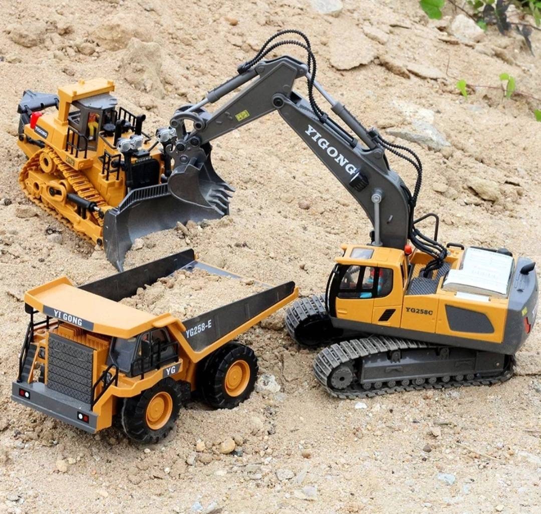 R.C. Remote Controlled HEAVY DUTY Excavator! Bulldozer! Dump Truck! Construction Vehicle Fully Operational Equipment Great Quality A++