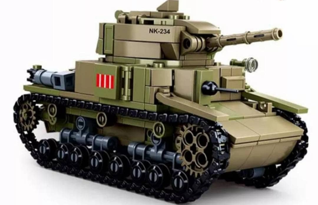 Building Block Tanks 2IN1 4 To Choose Best Quality Mini Tanks Army Vehicle By Hand BT7 Leopard 2A5 M13 M1A2 Dessert Storm Collect All 4